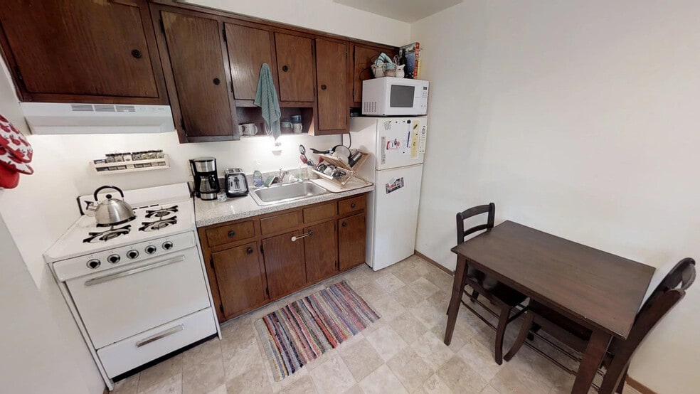 353 E 13th Ave, Columbus, OH 43201 - photo 1