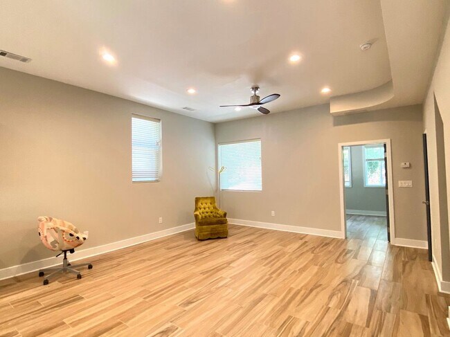 1566 New St NE, Atlanta, GA 30307 - photo 5