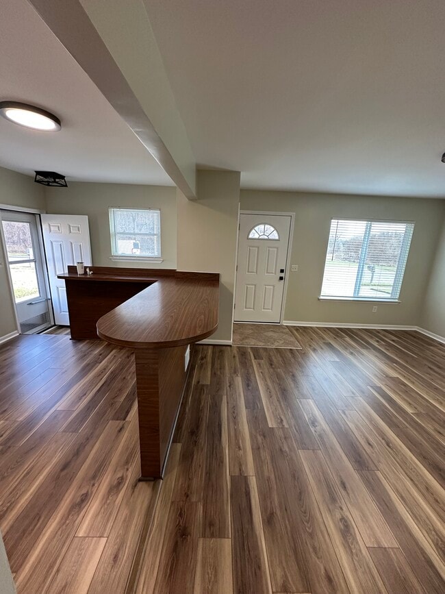 32105 Knapp Ave, Warren, MI 48093 - photo 4