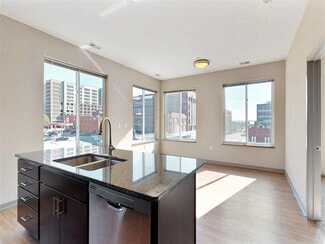 1301 Jones St, Omaha, NE 68102