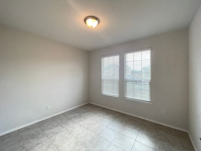 1816 Cow House Ct, Copperas Cove, TX 76522 - photo 3