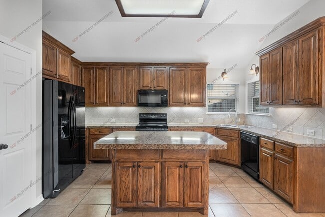 1012 H K Allen, Temple, TX 76502 - photo 6