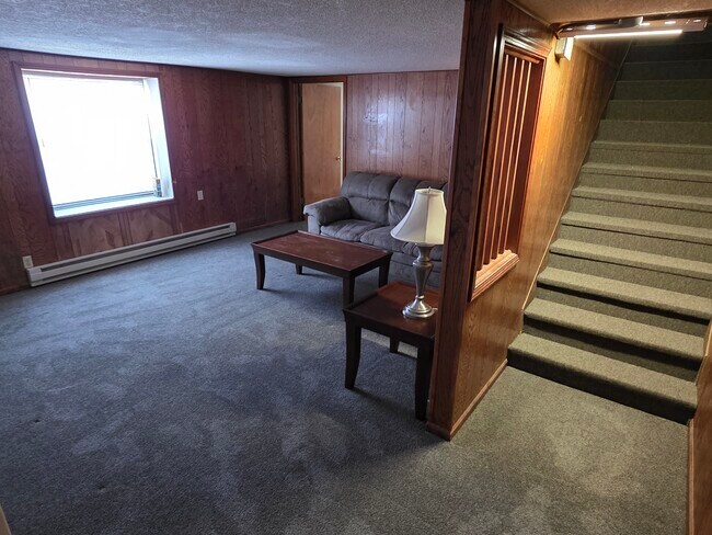 105 S Elson St unit 1, Kirksville, MO 63501 - photo 5