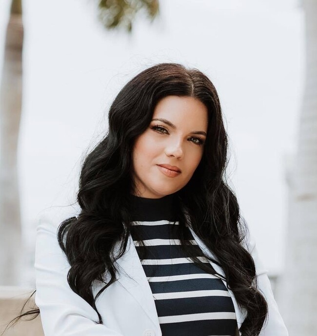 Agent Photo