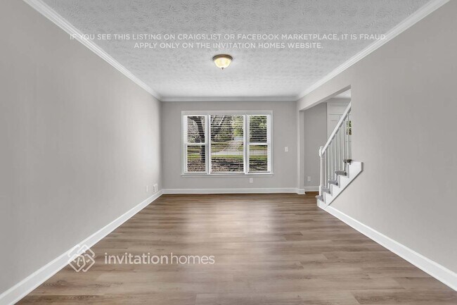 1810 Collines Ave SW, Atlanta, GA 30331 - photo 4