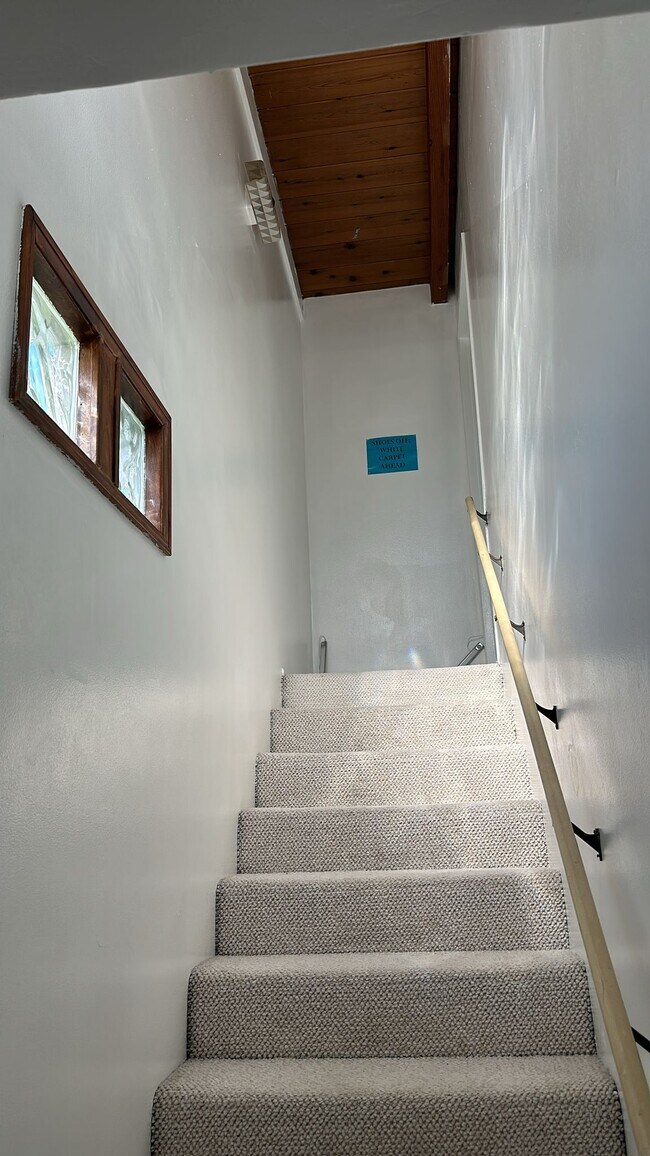 17739 Welby Way, Reseda, CA 91335 - photo 3