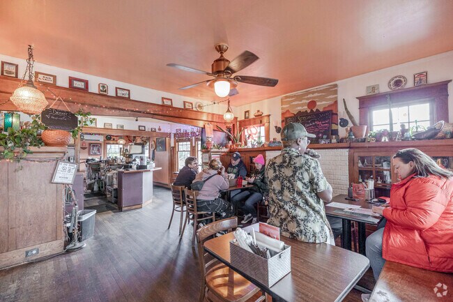 The burger joint to visit in Eastside Tacoma. Dusty's Hide-A-Way.