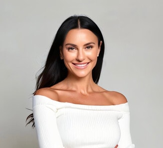 STACY Manoukian
