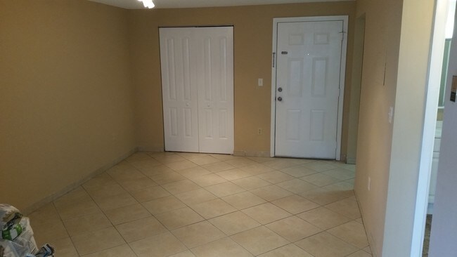 1975 Normandy Dr unit 206, Miami Beach, FL 33141 - photo 4