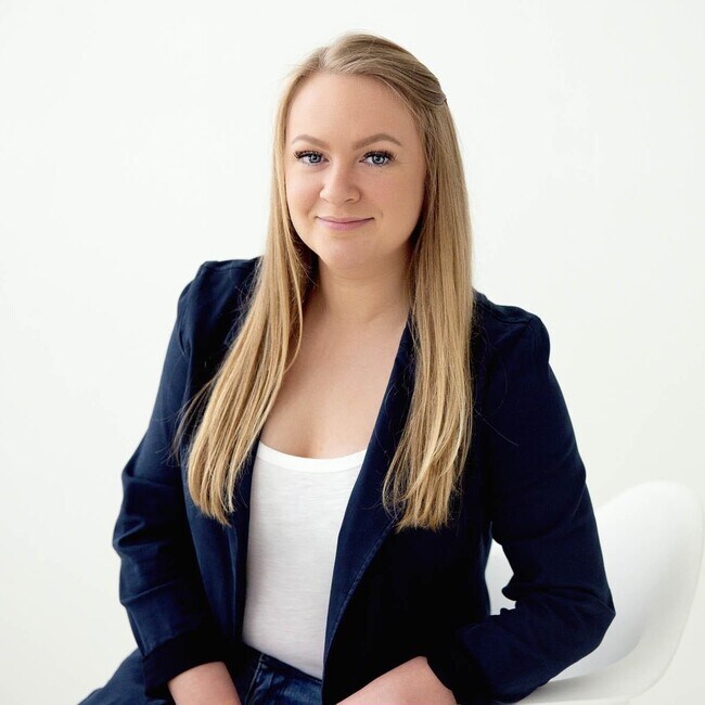 Agent Photo