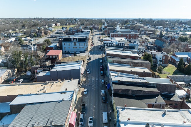 The population of Harrodsburg is 9,191.