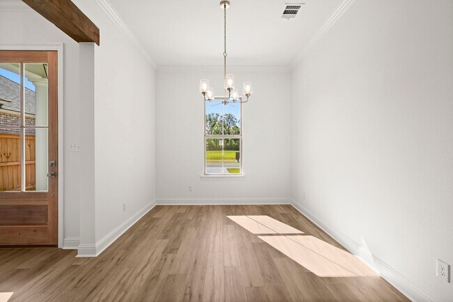 13276 Belle Reine Dr, Geismar, LA 70734 - photo 4