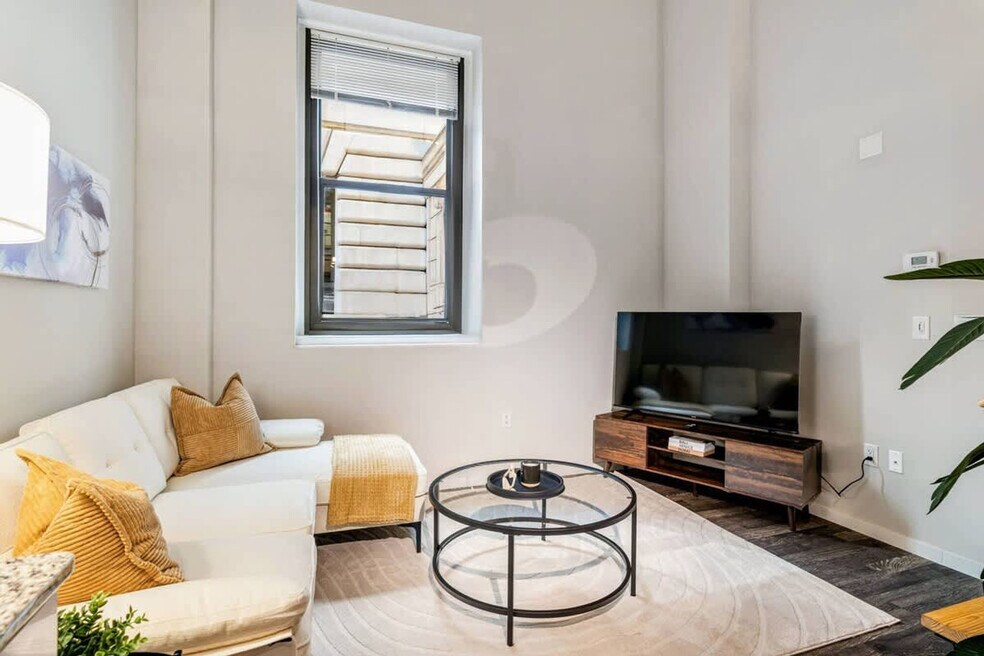 309 Vine St unit ID1292413P, Cincinnati, OH 45202 - photo 1