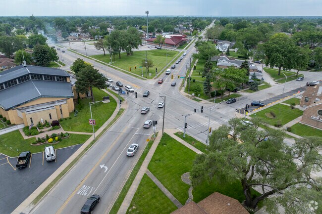 Two main roads of Burbank cross at the center of town.