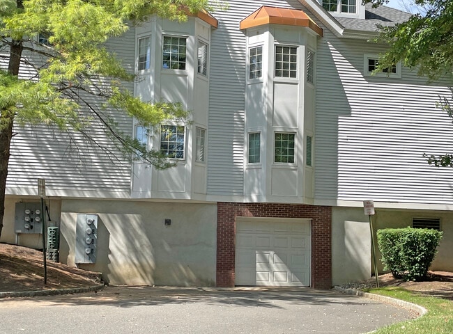 12D Leva Dr unit 12D Leva Dr, Morristown, NJ 07960 - photo 4