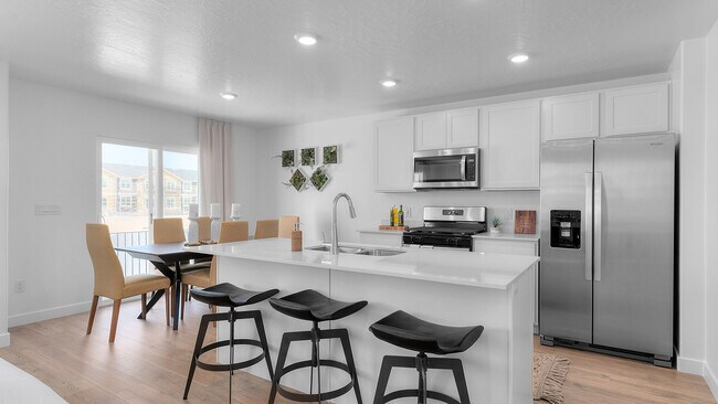 854 E Sand Dollar Way unit 2324, Saratoga Springs, UT 84045 - photo 6