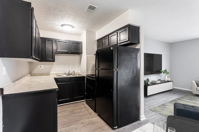 Dover Heights, Cincinnati, OH 45205 - photo 3