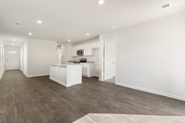 1008 S Welcome Rd St unit 36791928, Greenville, SC 29611 - photo 7