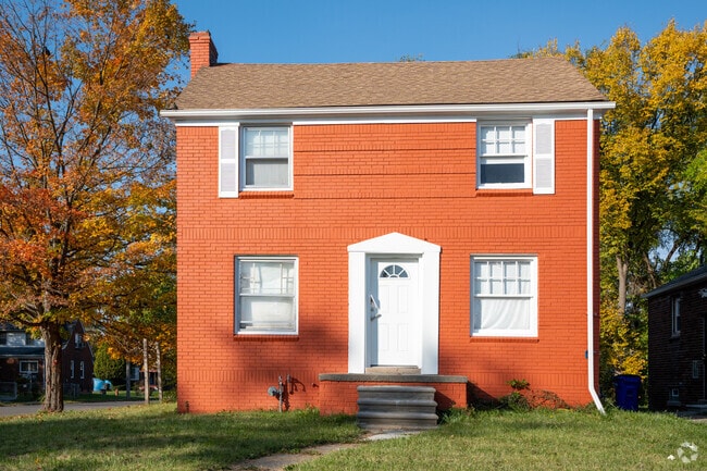 Lovely colonials can be seen throughout Pride Area Community.