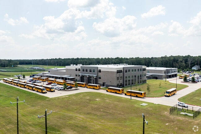 Keefer Crossing Middle School serves students from 6th grade to 8th grade.