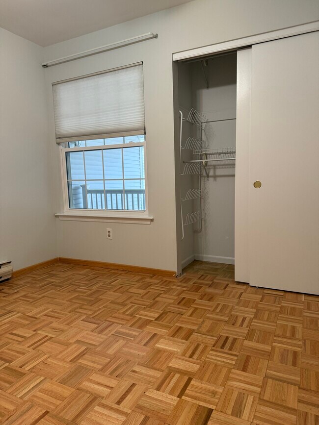 80 Mountain Ct, Bedminster, NJ 07921 - photo 3