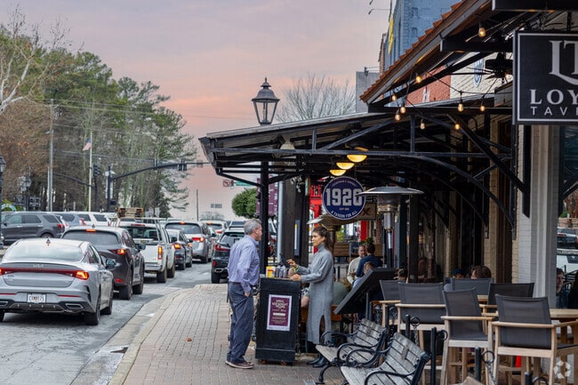 Making a reservation at 1920 Tavern in downtown Roswell, Georgia.