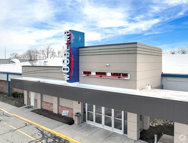 Woodland Bowl is a popular bowling alley located in the Keystone at the Crossing neighborhood.