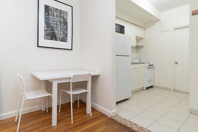 1566 2nd Ave unit ID1032070P, New York, NY 10028 - photo 3