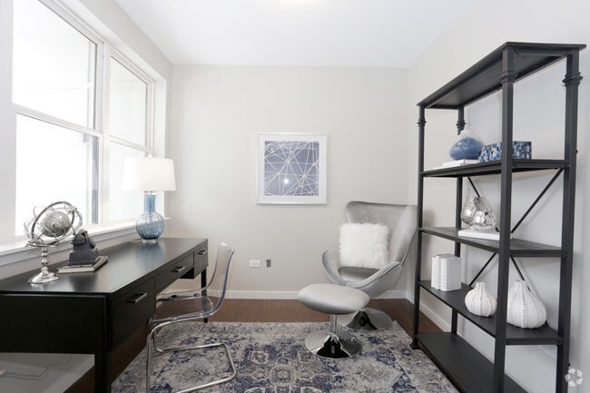 1 Bed+Den - Den/Office