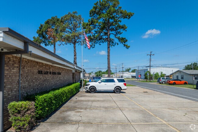 Our Lady of Fatima School maintains a student-teacher ratio of 15 to 1.