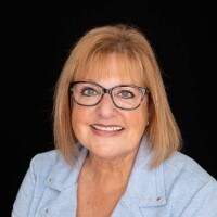 Linda McComish