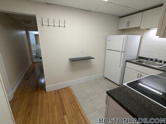 439 Cambridge St Unit 32, Boston, MA 02134