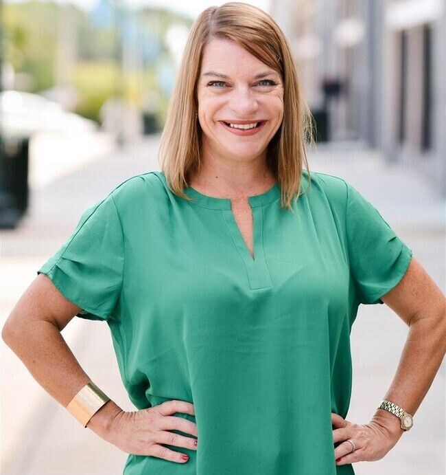 Carrie Hutchinson