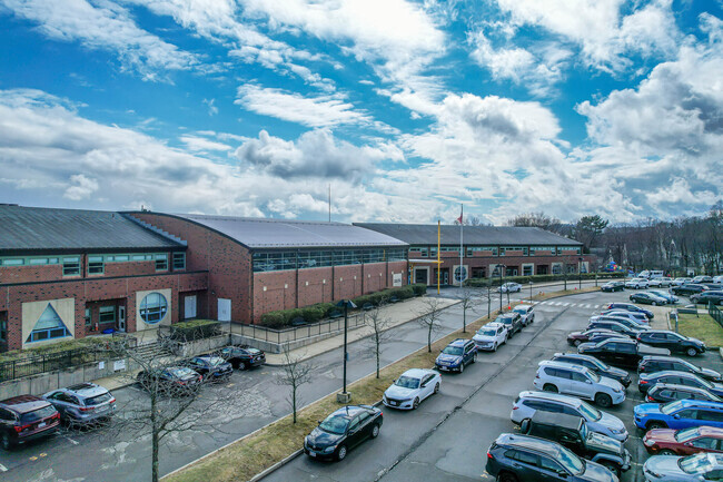 There is plenty of parking at William Stanley Elementary school.