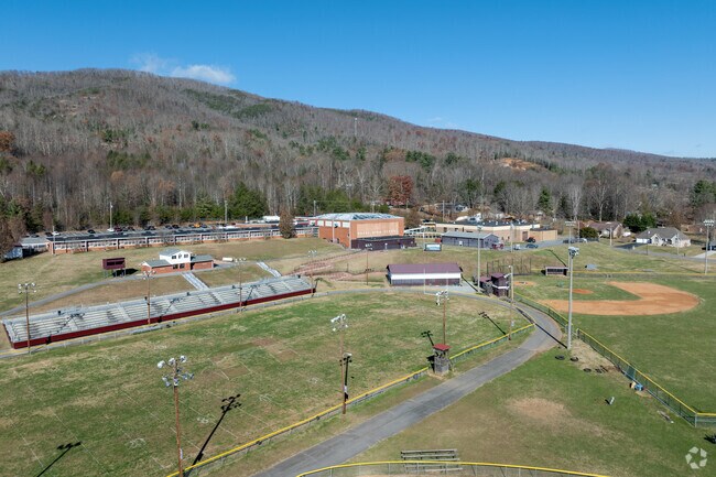 Teachers at Unaka High School inspire students to achieve their full potential.