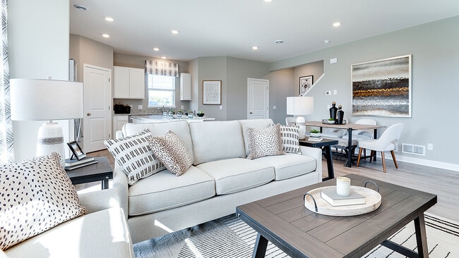 17029 Draper Way, Lakeville, MN 55044 - photo 5