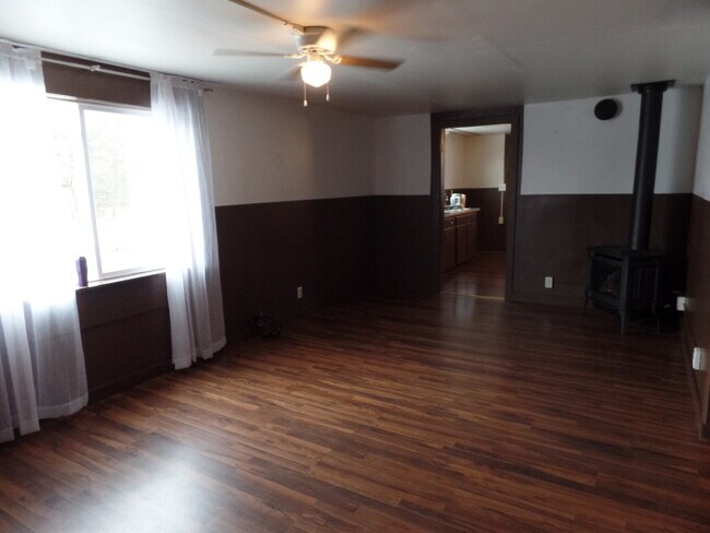 9687 Main St unit Apartment 4, MacHias, NY 14101 - photo 4