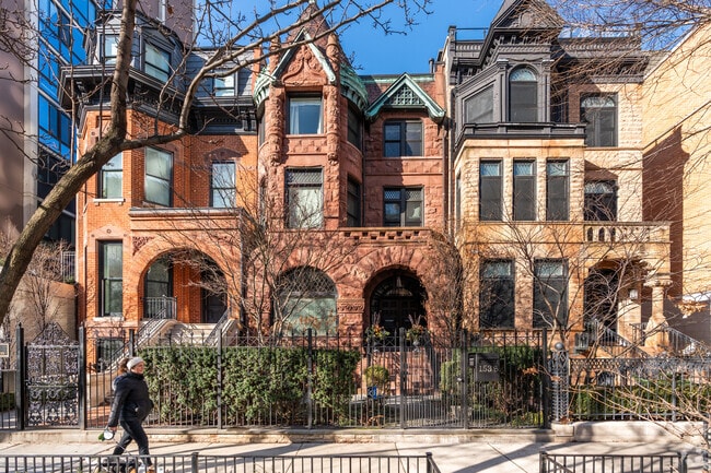 There are many historic single family homes in the Gold Coast neighborhood.