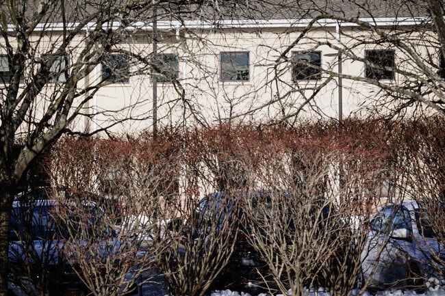 Institute For Educational Achievement in New Milford, NJ has a student-teacher ratio of 4-1.