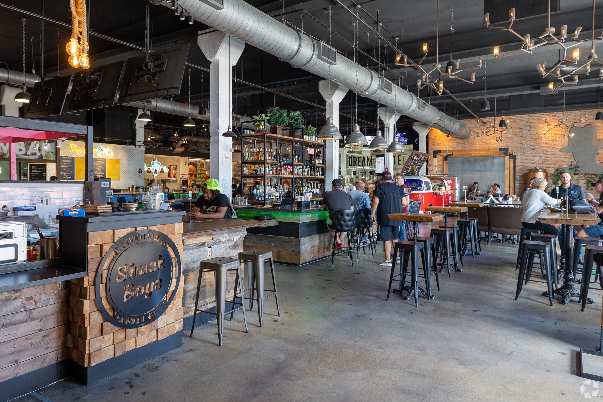 Sistrunk Marketplace offers different dining spots that the residents of Progresso Village can enjoy.