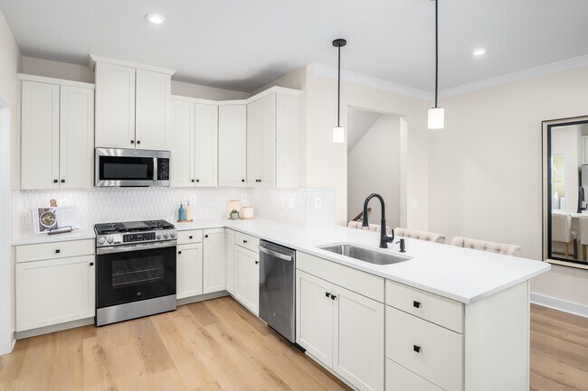 15 Amos Way, Budd Lake, NJ 07874 - photo 2