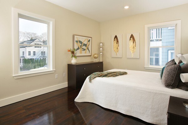 27 Parkton Rd, Jamaica Plain, MA 02130 - photo 5