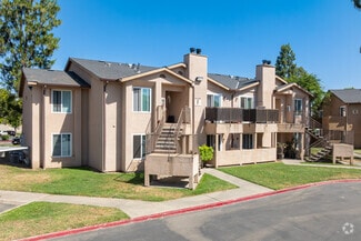 3334 W Caldwell Ave, Visalia, CA 93277