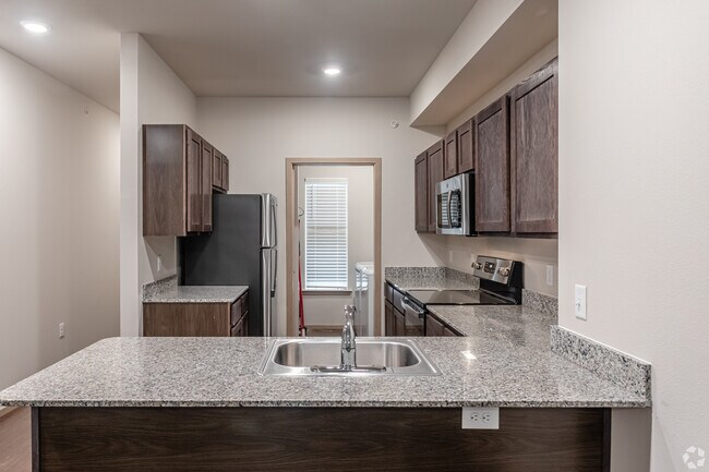 The Greens at Fayetteville, Fayetteville, AR 72704 - photo 2