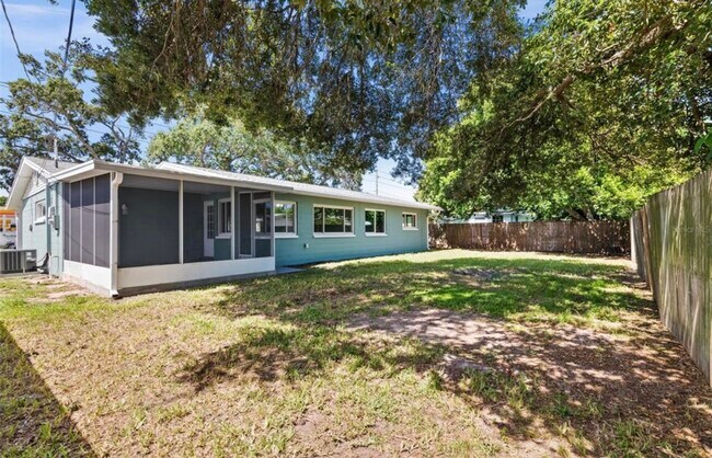 11615 Park Blvd, Seminole, FL 33772 - photo 7