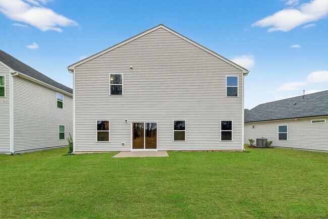 429 Hallingsfield Way, Zebulon, NC 27597 - photo 5