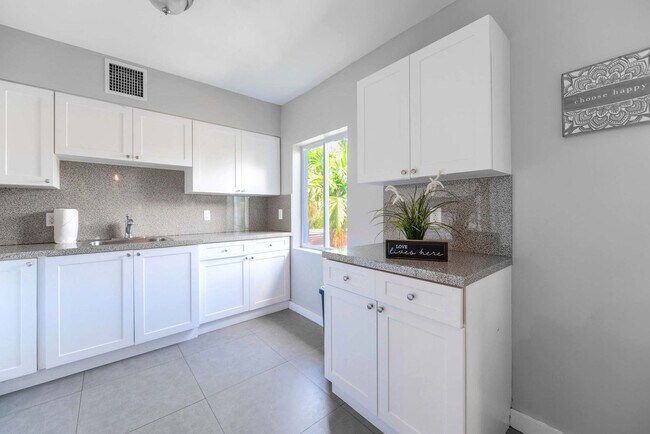 437 NE 69th St unit FL2-ID1022318P, Miami, FL 33138 - photo 4