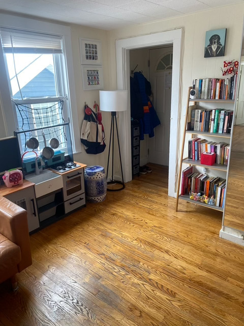 30 Hanson St Unit 3, Somerville, MA 02143