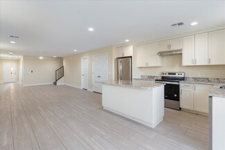 1415 S 29th Ave, Phoenix, AZ 85009