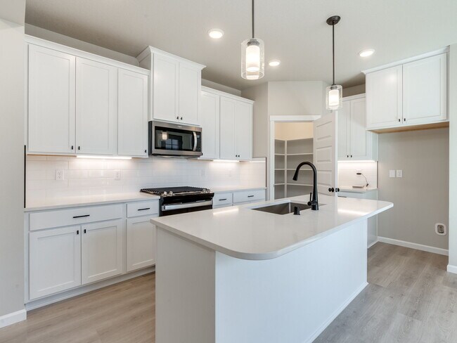 6727 NE 132nd St, Vancouver, WA 98686 - photo 5